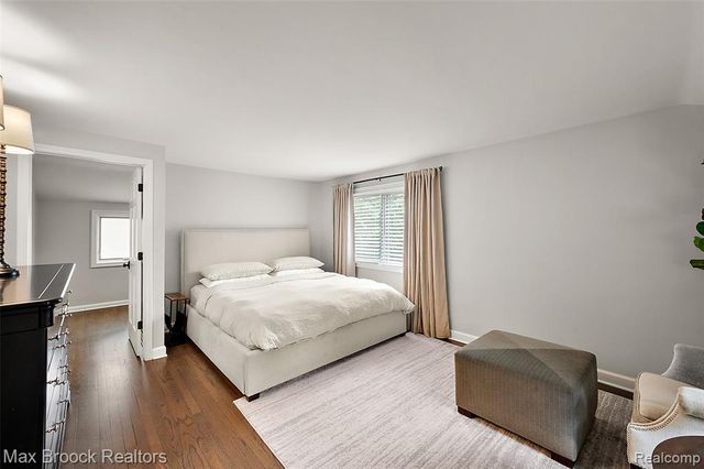 889 Suffield Avenue, Birmingham, MI 48009