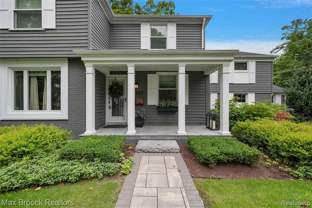 889 Suffield Avenue, Birmingham, MI 48009