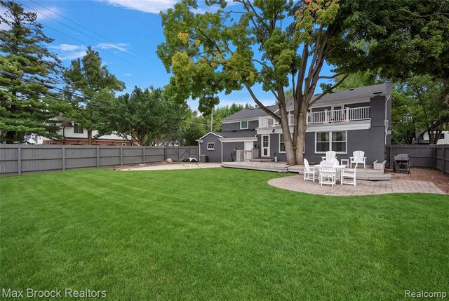 889 Suffield Avenue, Birmingham, MI 48009