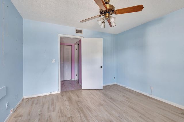 7650 Tahiti Lane 102, Lake Worth, FL 33467