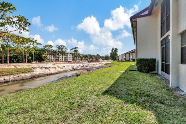 7650 Tahiti Lane 102, Lake Worth, FL 33467