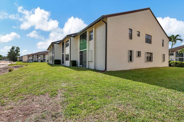 7650 Tahiti Lane 102, Lake Worth, FL 33467