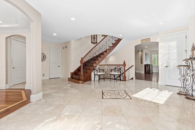 1736 Brian Grant Court, Downers Grove, IL 60516