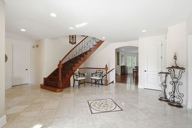 1736 Brian Grant Court, Downers Grove, IL 60516