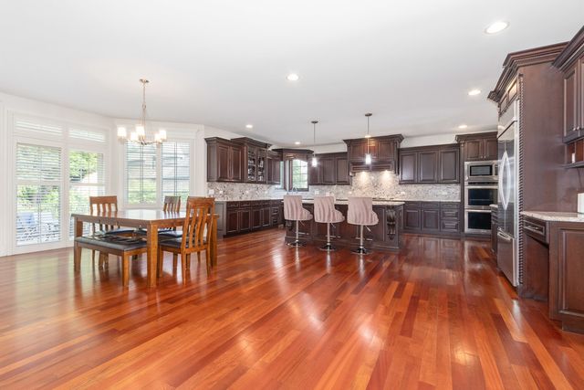 1736 Brian Grant Court, Downers Grove, IL 60516