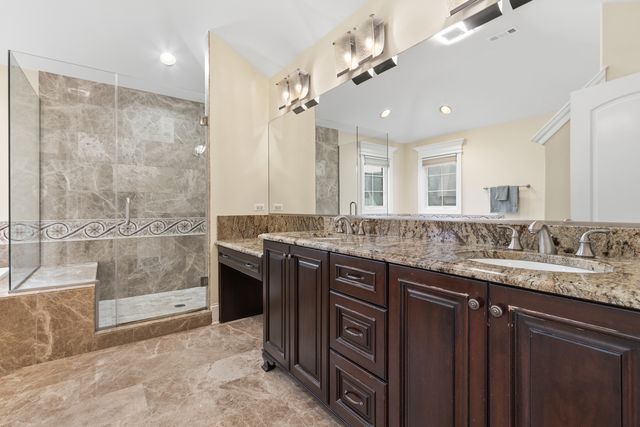 1736 Brian Grant Court, Downers Grove, IL 60516