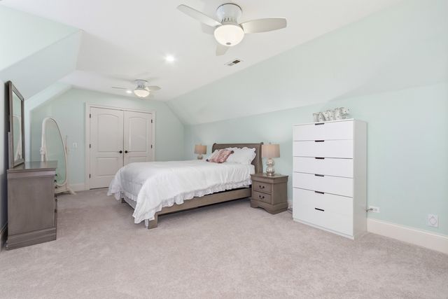 1736 Brian Grant Court, Downers Grove, IL 60516