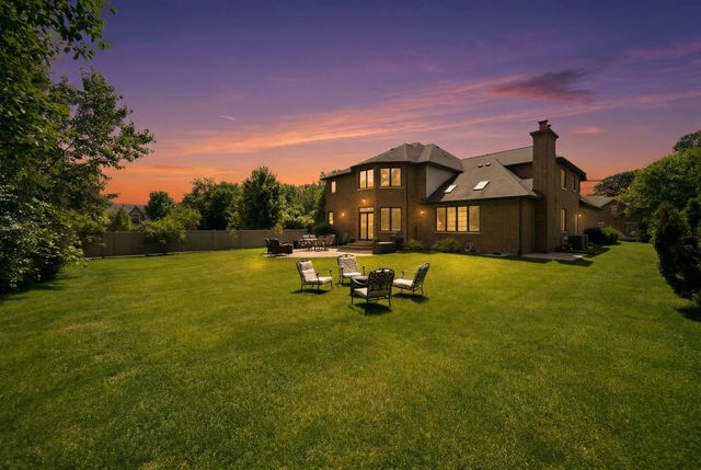 1736 Brian Grant Court, Downers Grove, IL 60516
