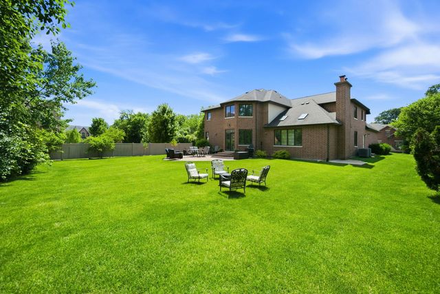 1736 Brian Grant Court, Downers Grove, IL 60516