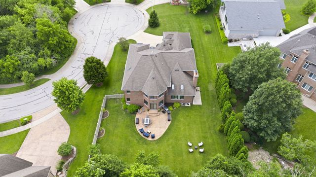 1736 Brian Grant Court, Downers Grove, IL 60516