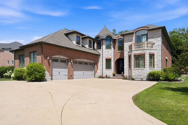 1736 Brian Grant Court, Downers Grove, IL 60516