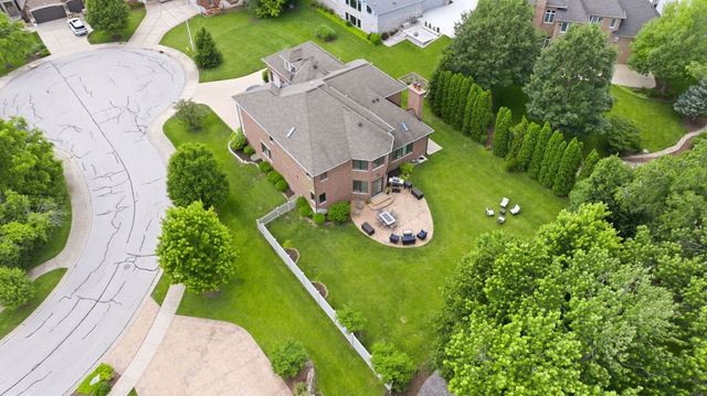 1736 Brian Grant Court, Downers Grove, IL 60516