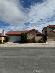 12235 Merrod, Victorville, CA 92395