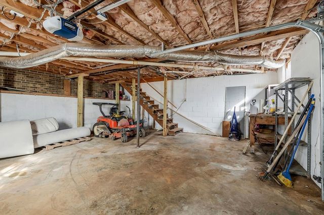 207 Sugar Hill Dr, Sparta, TN 38583