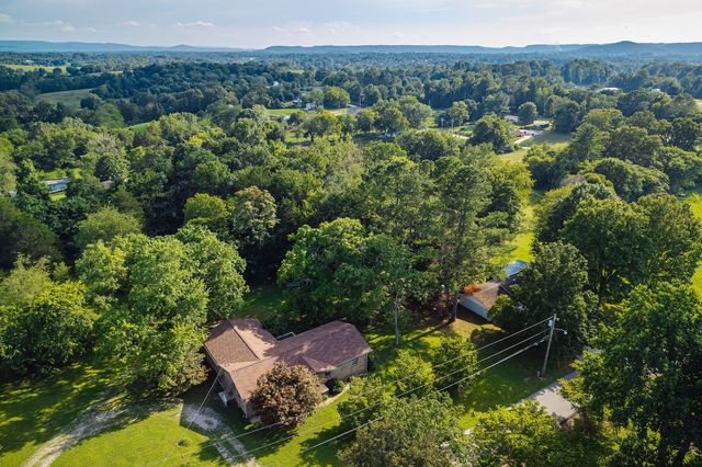 207 Sugar Hill Dr, Sparta, TN 38583