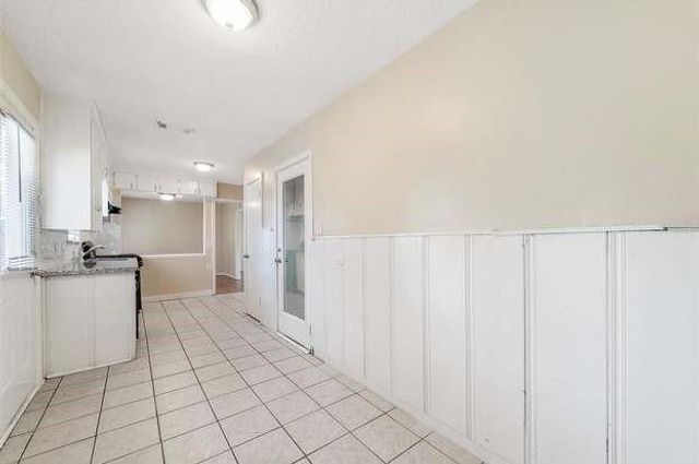 1008 17th Avenue N, Texas City, TX 77590