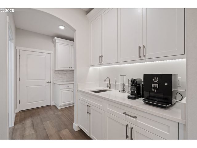 4024 S WINERY Way, Ridgefield, WA 98642