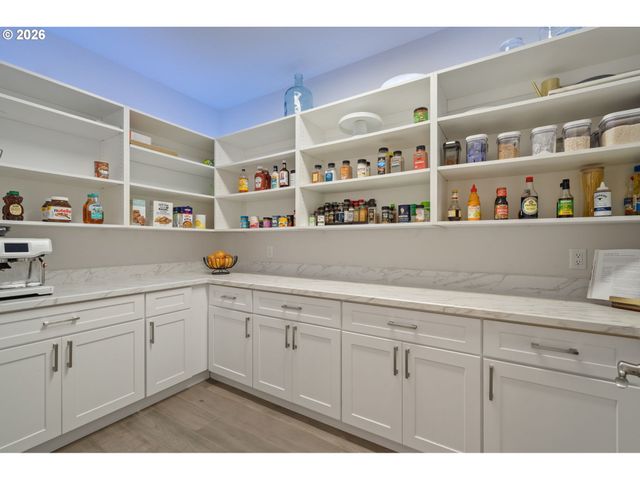 4024 S WINERY Way, Ridgefield, WA 98642