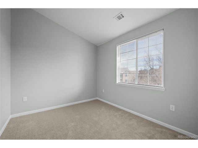 10467 W Hampden Ave 201, Lakewood, CO 80227