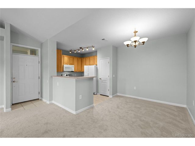 10467 W Hampden Ave 201, Lakewood, CO 80227