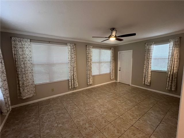 1018 Landsdowne Drive, Sebastian, FL 32958
