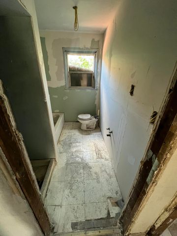 1121 E 19th Avenue, Gary, IN 46407