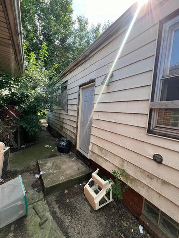 1121 E 19th Avenue, Gary, IN 46407