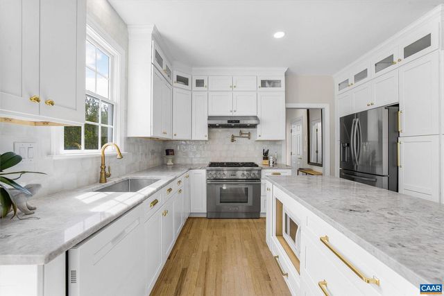 3664 PERTHSHIRE CT, Keswick, VA 22947