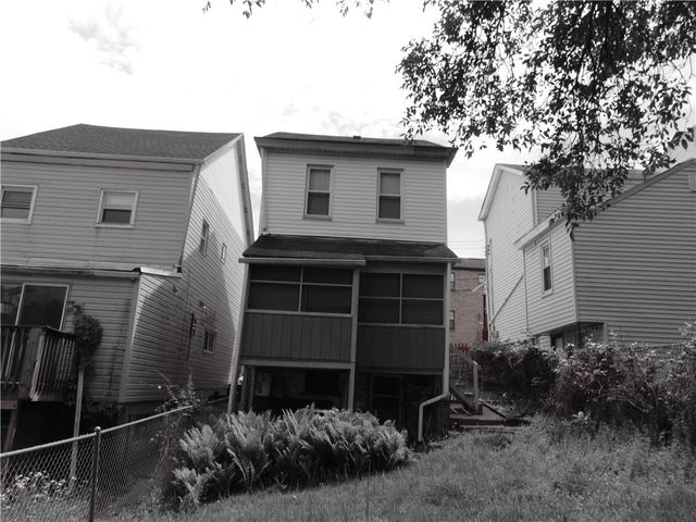 229 Smith Way, Mt Washington, PA 15211