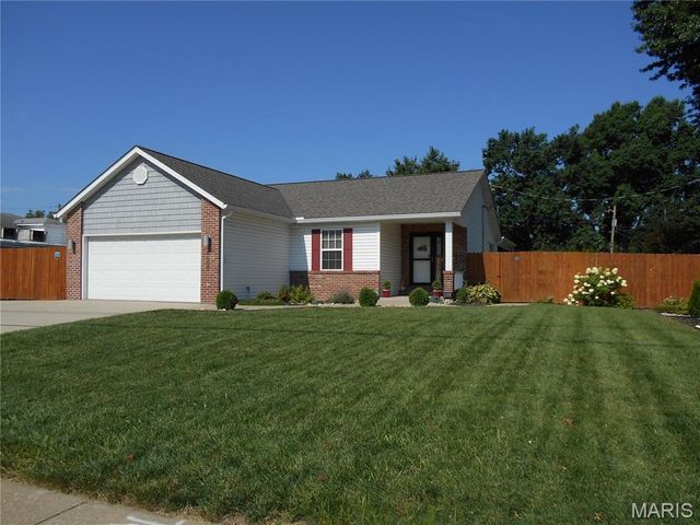 4605 Maryville Road, Granite City, IL 62040