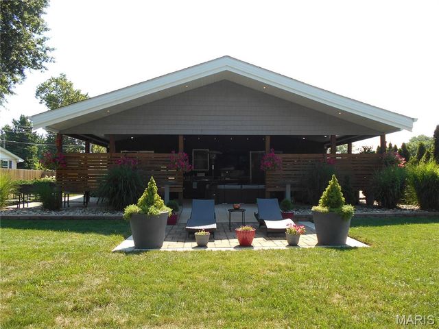 4605 Maryville Road, Granite City, IL 62040