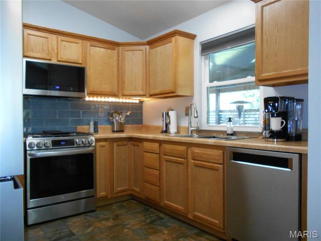 4605 Maryville Road, Granite City, IL 62040