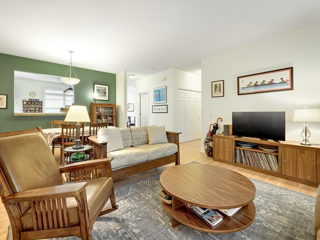 406 Duke Street, Saint Paul, MN 55102 — photo 4