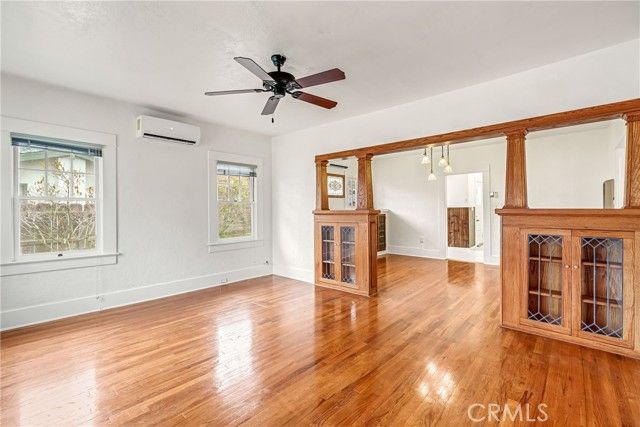 1912 N Vagedes, Fresno, CA 93705