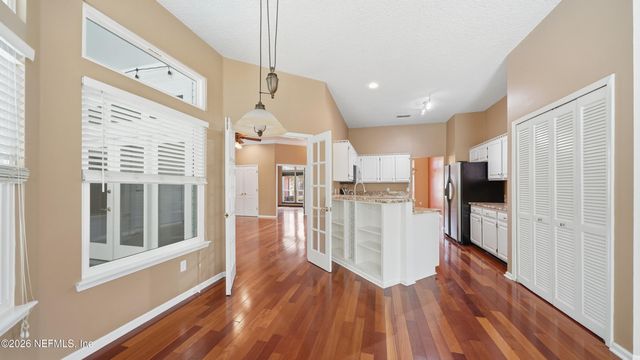 3242 JUPITER HILLS Drive, Jacksonville, FL 32225