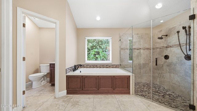 3242 JUPITER HILLS Drive, Jacksonville, FL 32225