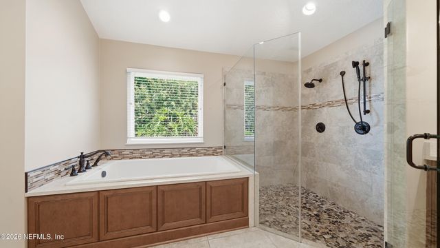 3242 JUPITER HILLS Drive, Jacksonville, FL 32225