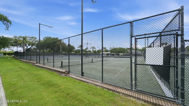 3242 JUPITER HILLS Drive, Jacksonville, FL 32225
