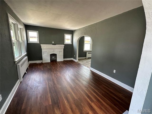 2122 Rosebud Avenue, Hillsdale, MO 63121