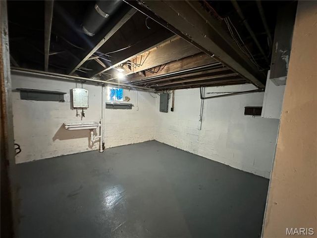 2122 Rosebud Avenue, Hillsdale, MO 63121