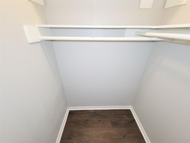 6439 Oaknut Drive, Houston, TX 77088