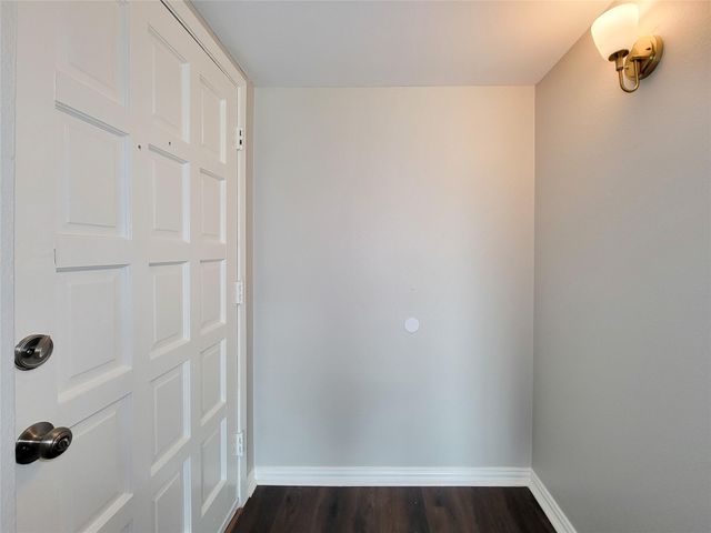 6439 Oaknut Drive, Houston, TX 77088