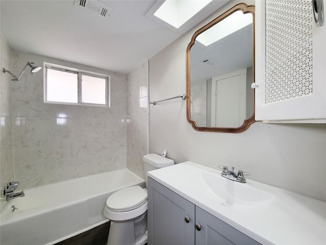 6439 Oaknut Drive, Houston, TX 77088