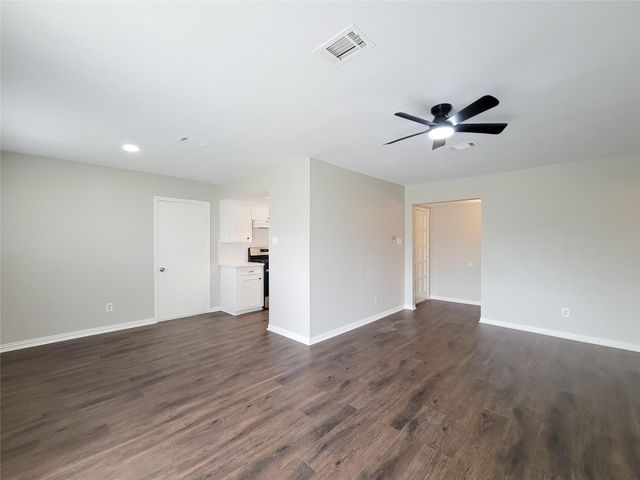 6439 Oaknut Drive, Houston, TX 77088