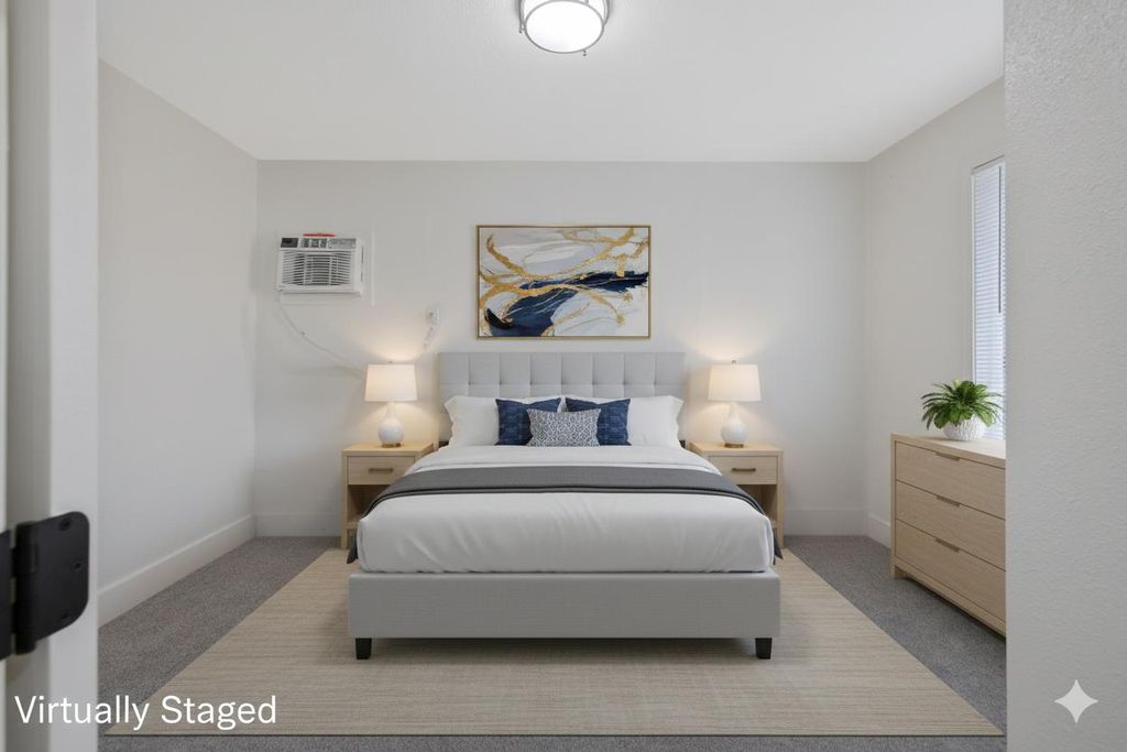 Image 16 of property listing at 12423 407 Avenue, Cutler, CA 93615