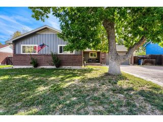 6660 S High St, Centennial, CO 80121