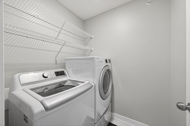 5092 93rd Lane N, Brooklyn Park, MN 55443