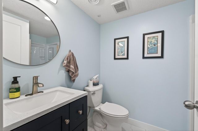 5092 93rd Lane N, Brooklyn Park, MN 55443