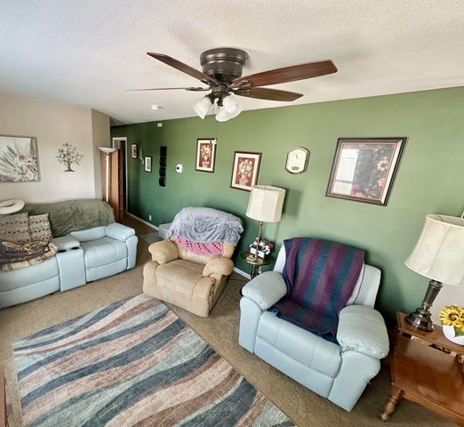 314 N Albert 132, Exeter, CA 93221