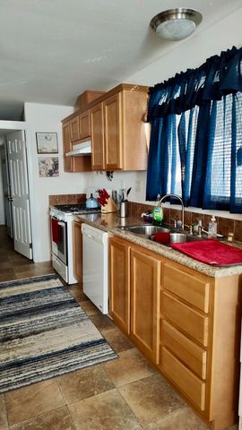 314 N Albert 132, Exeter, CA 93221